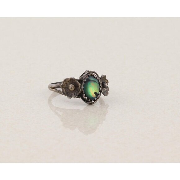 Sterling Silver Abalone Flower Ring Size 6 1/2 Dark Patina - Picture 3 of 9